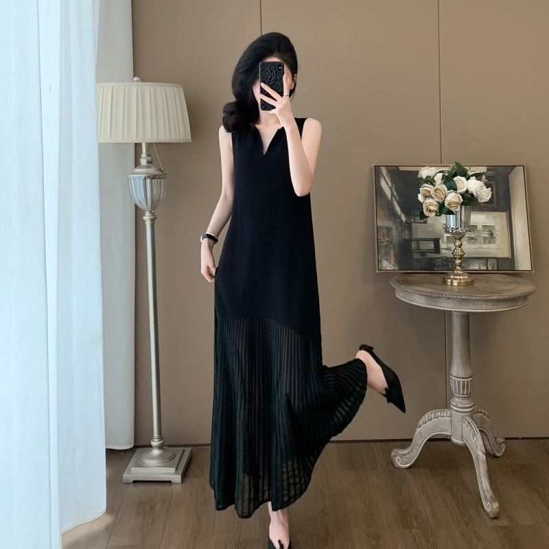 https://fulmo-img-server.com/dresscode-dresscode/5c8c63bd-4362-4d95-8ba6-716c75c73efa.jpg
