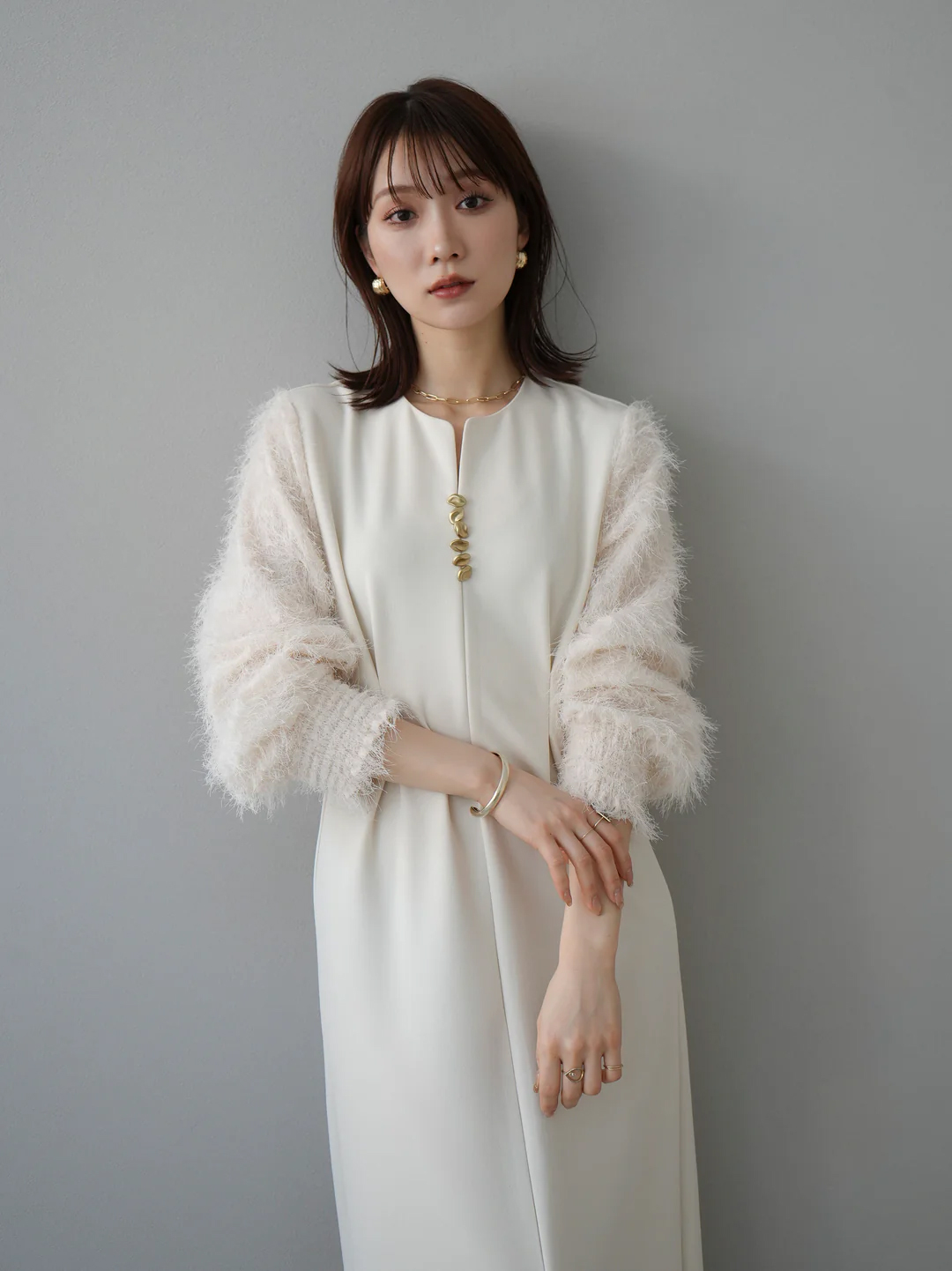 https://fulmo-img-server.com/dresscode-dresscode/604656cb-64fe-4083-9d55-953c4650bf85.jpg