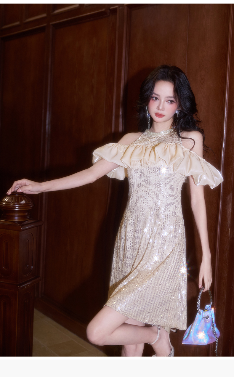 https://fulmo-img-server.com/dresscode-dresscode/60550d9e-cb0b-48c9-bdc5-b3d4befd2350.jpg