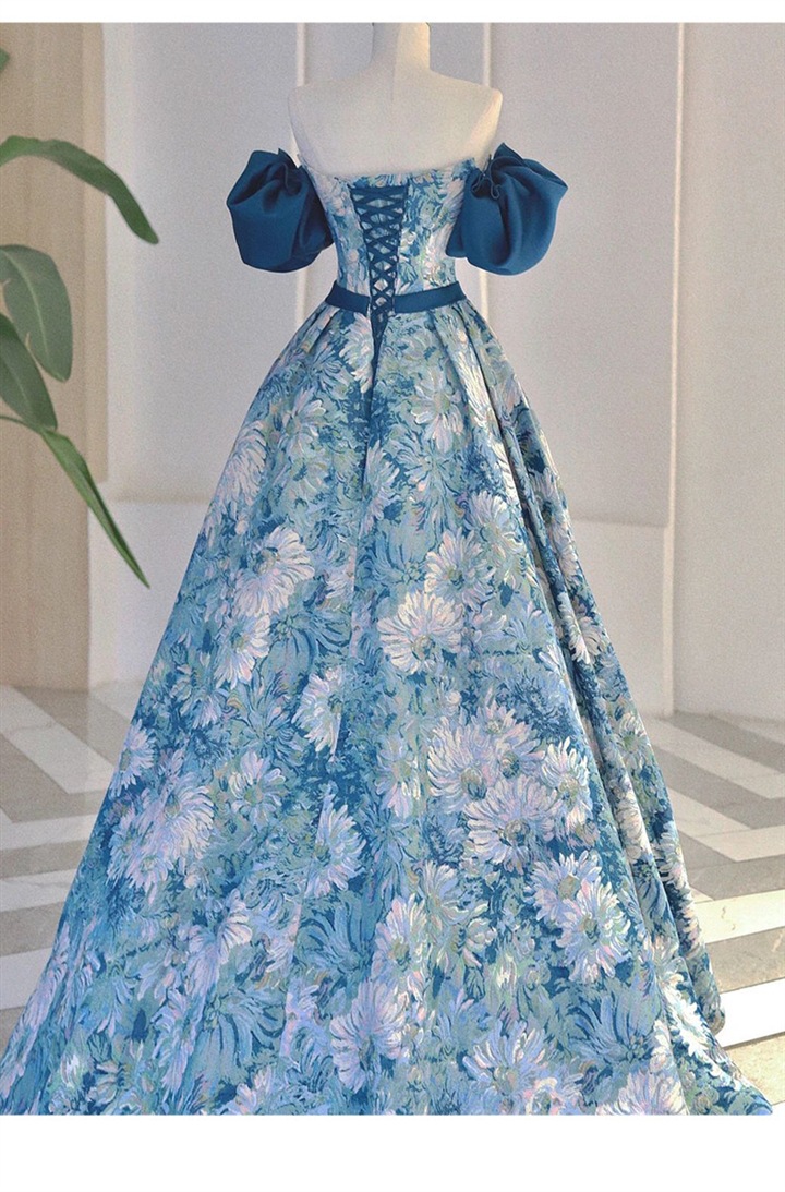 https://fulmo-img-server.com/dresscode-dresscode/6069b6c5-2b22-46c0-98ee-7d10b931621c.jpg