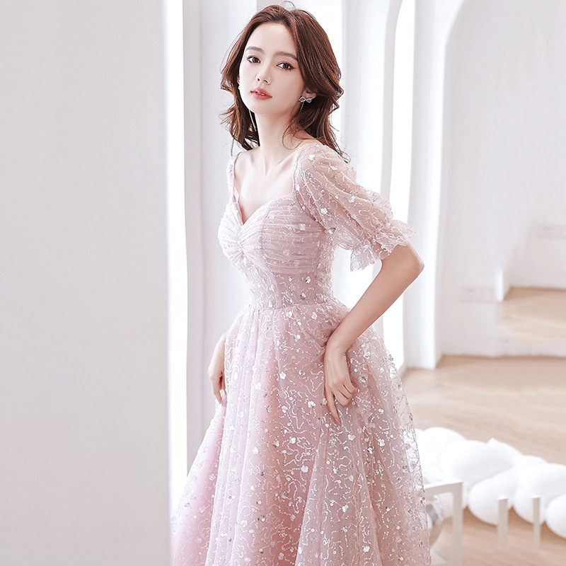 https://fulmo-img-server.com/dresscode-dresscode/60e99f55-ba60-44fb-a18f-b1d176d87b21.jpg