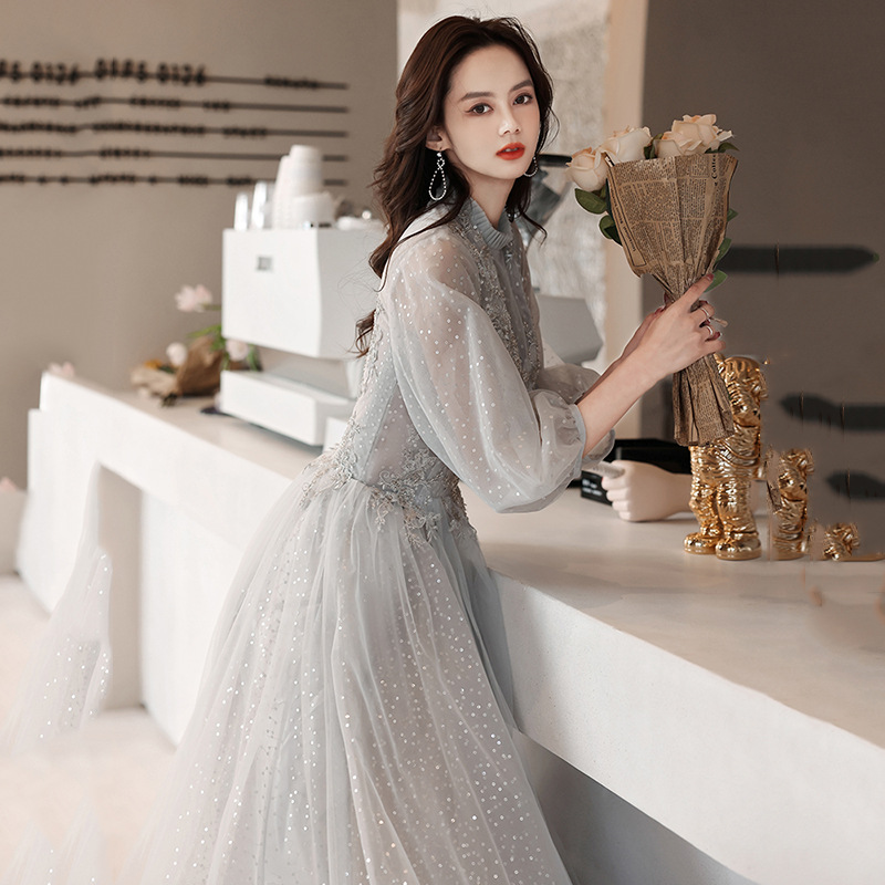 https://fulmo-img-server.com/dresscode-dresscode/62e6f350-9ff7-4dfd-9557-8801bb66f44b.jpg