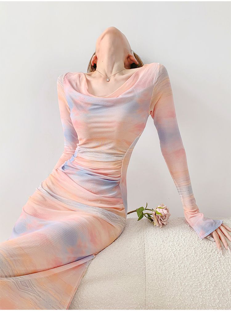 https://fulmo-img-server.com/dresscode-dresscode/6513e2a7-bc19-4e5a-8498-8e6c343852f8.jpg