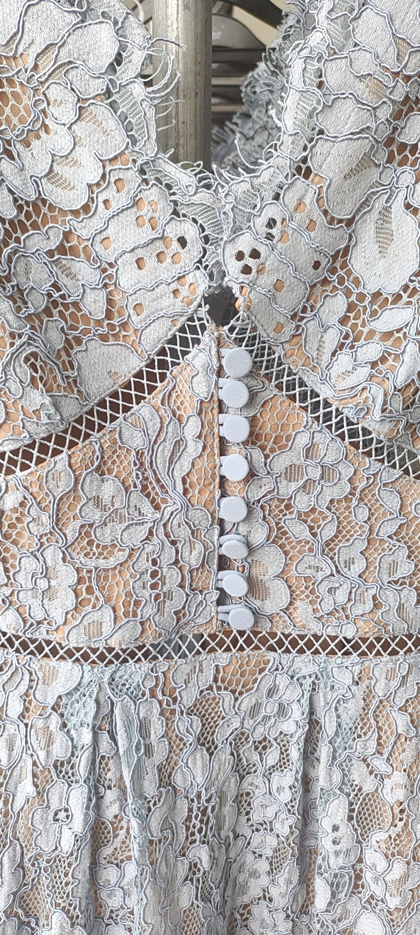 https://fulmo-img-server.com/dresscode-dresscode/66c3e0b7-d5a5-4d10-ab21-95352f73f3fc.jpg