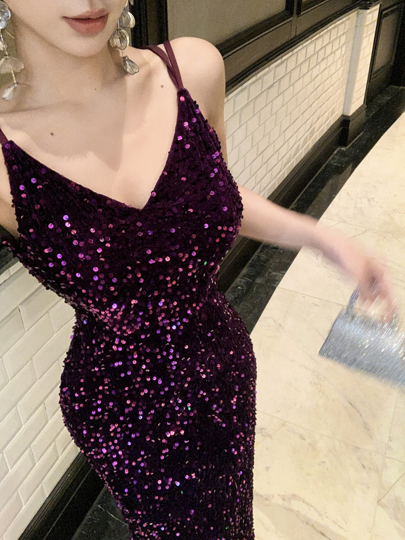 https://fulmo-img-server.com/dresscode-dresscode/66cbbed1-be0e-49b4-a3fb-3f7180ef0674.jpg