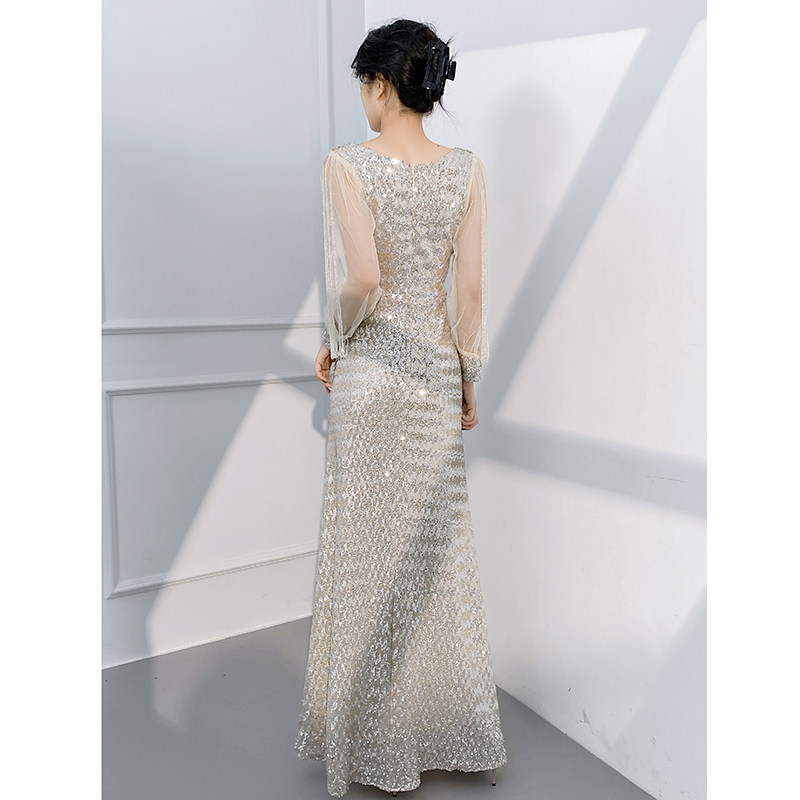 https://fulmo-img-server.com/dresscode-dresscode/68b23724-3e0b-4ecb-b8b3-742f8d0e6d10.jpg
