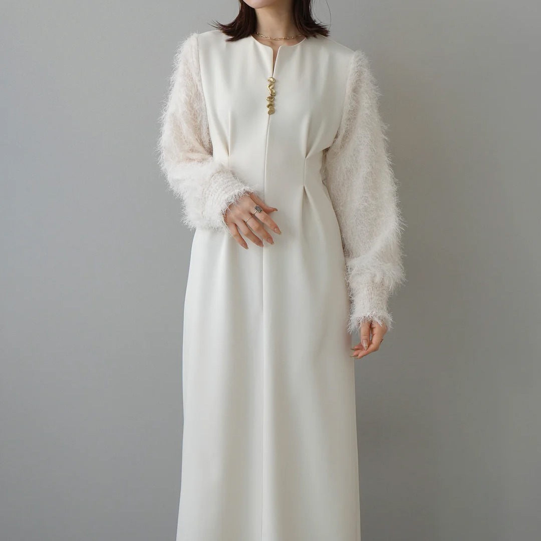 https://fulmo-img-server.com/dresscode-dresscode/69d78112-212f-4ef6-87cb-95b01f21b818.jpg