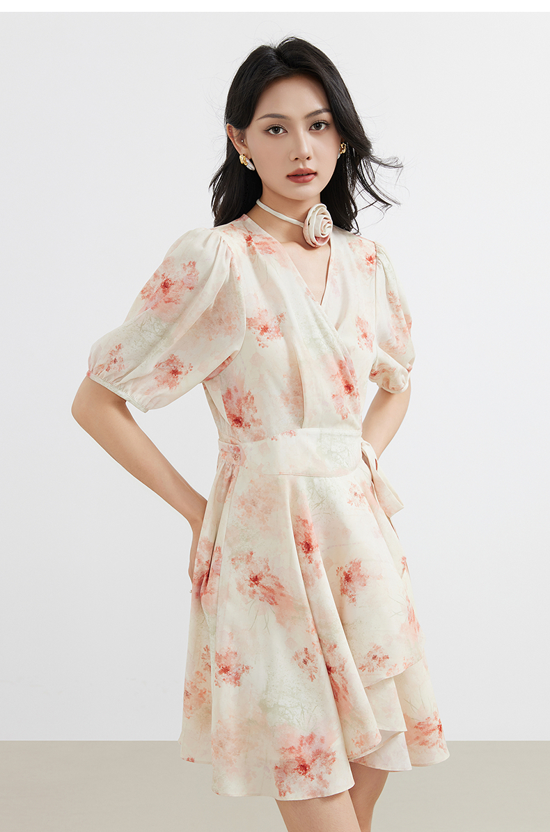 https://fulmo-img-server.com/dresscode-dresscode/6a590c32-839b-4407-af17-76d1a83d70f4.jpg