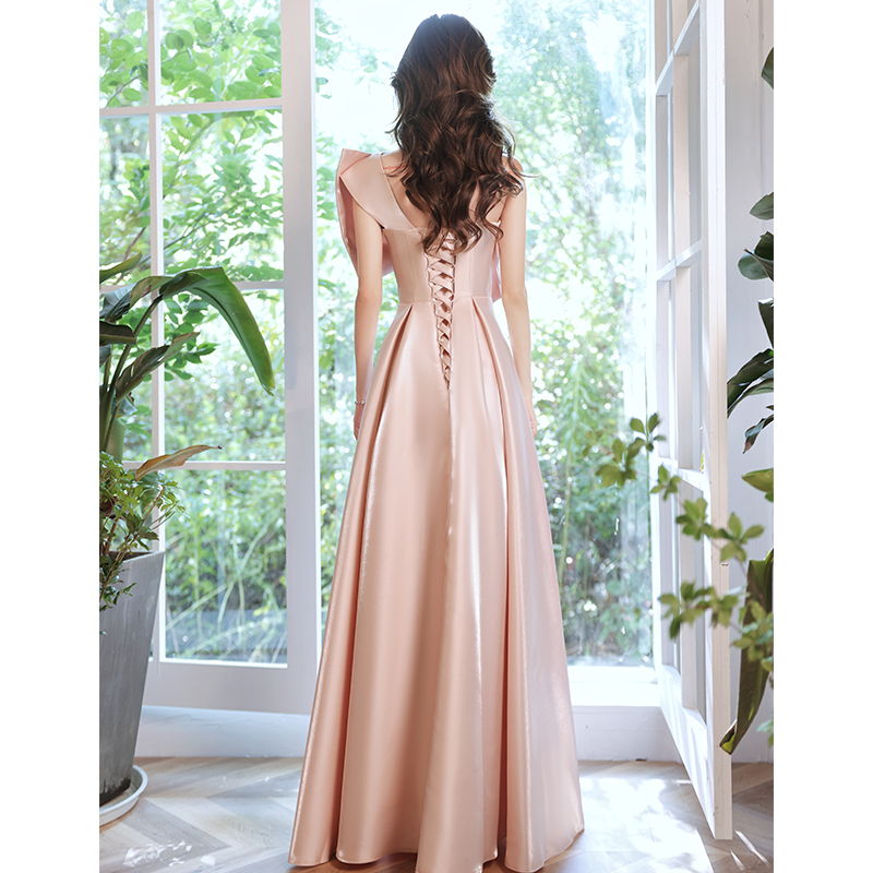 https://fulmo-img-server.com/dresscode-dresscode/6ea991bd-4843-4f36-bb7e-a2c88e0795b7.jpg