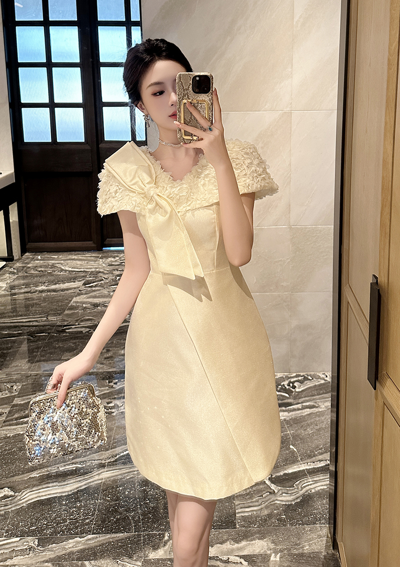 オケージョン ドレス 優美立体花びらvネックドレス