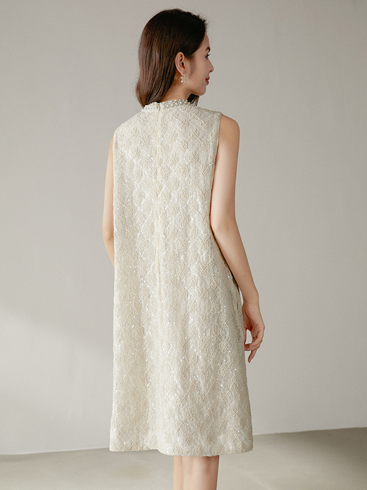 https://fulmo-img-server.com/dresscode-dresscode/71b75c8e-5643-4831-9672-ee3ef7d9fe53.jpg