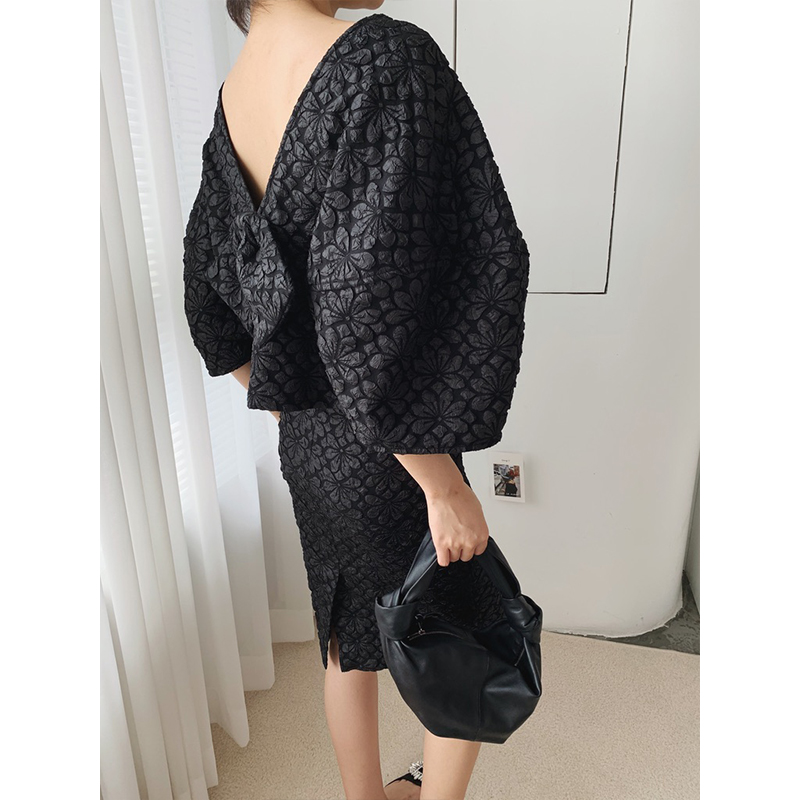 https://fulmo-img-server.com/dresscode-dresscode/738d8103-a637-4b0d-a48e-025ba88c5957.jpg