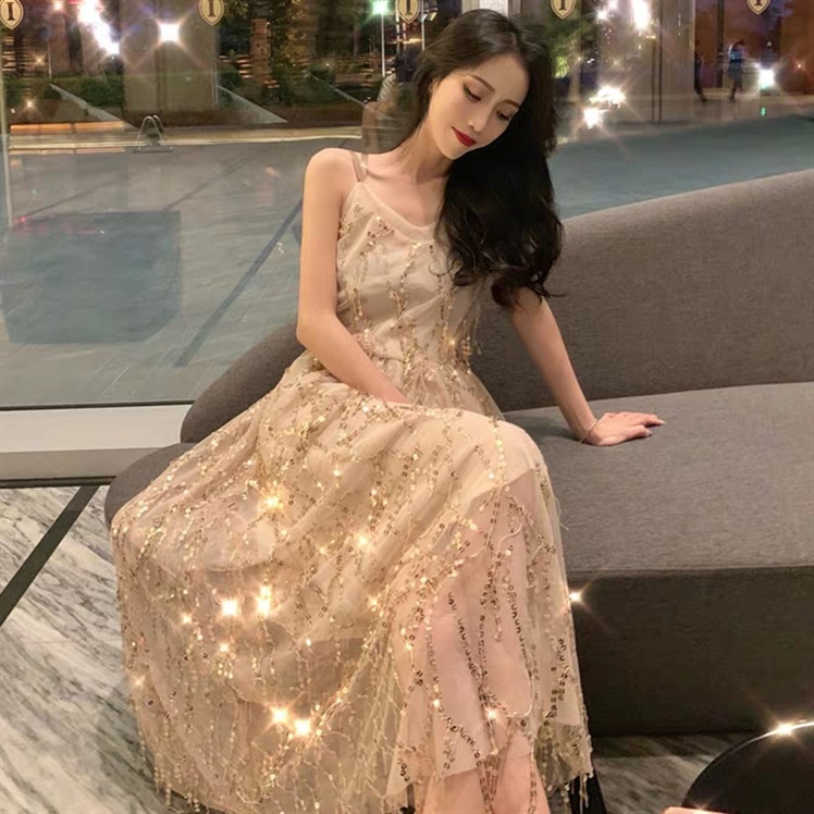 https://fulmo-img-server.com/dresscode-dresscode/74c1e433-af02-470c-b711-ebbf14e3b733.jpg