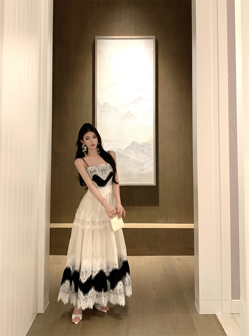 https://fulmo-img-server.com/dresscode-dresscode/76011be1-2e2e-4e9b-b67e-2ef04cc6210a.jpg