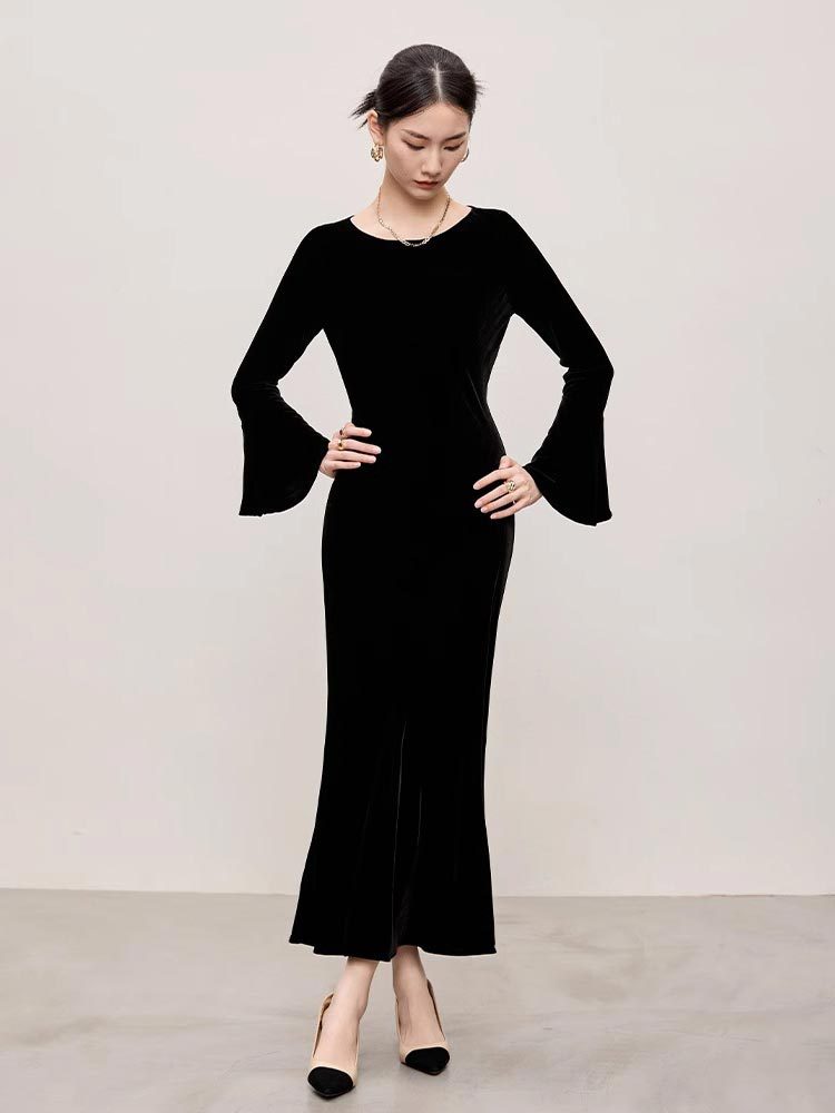 https://fulmo-img-server.com/dresscode-dresscode/763f3683-6f50-4aba-bf1e-42e2e9fcb047.jpg