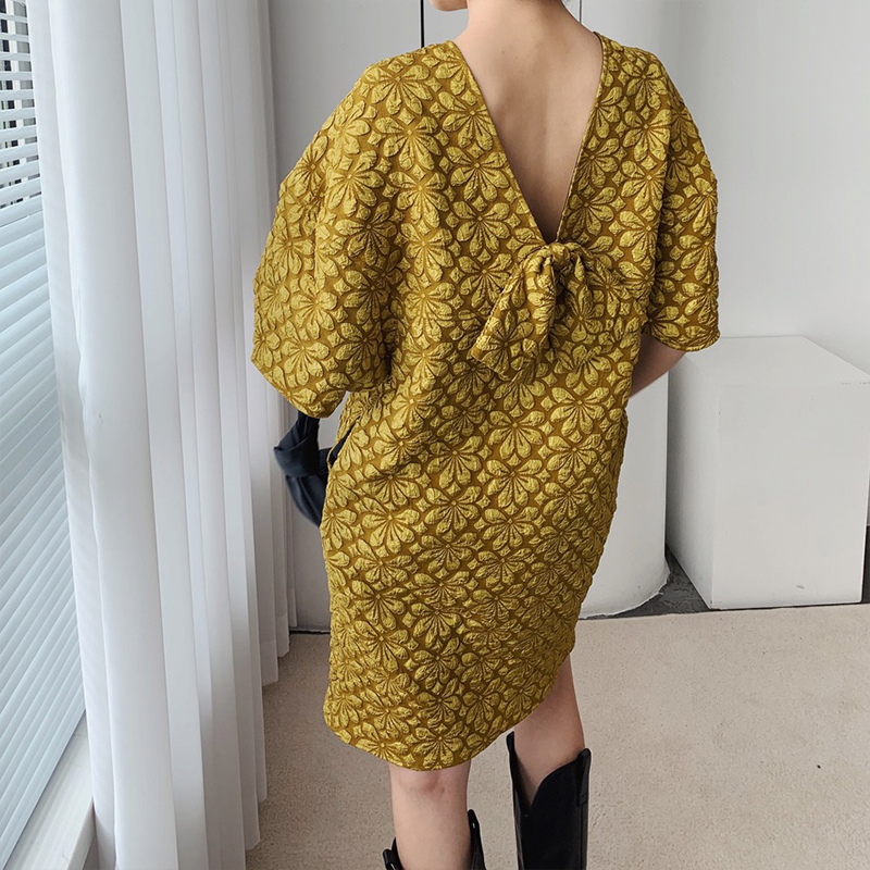 https://fulmo-img-server.com/dresscode-dresscode/78b47463-809e-48fa-9bec-64518c61cba9.jpg