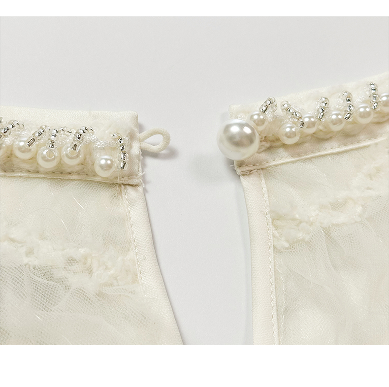 https://fulmo-img-server.com/dresscode-dresscode/790f36d6-850c-4632-8918-a958a9ff4b45.jpg