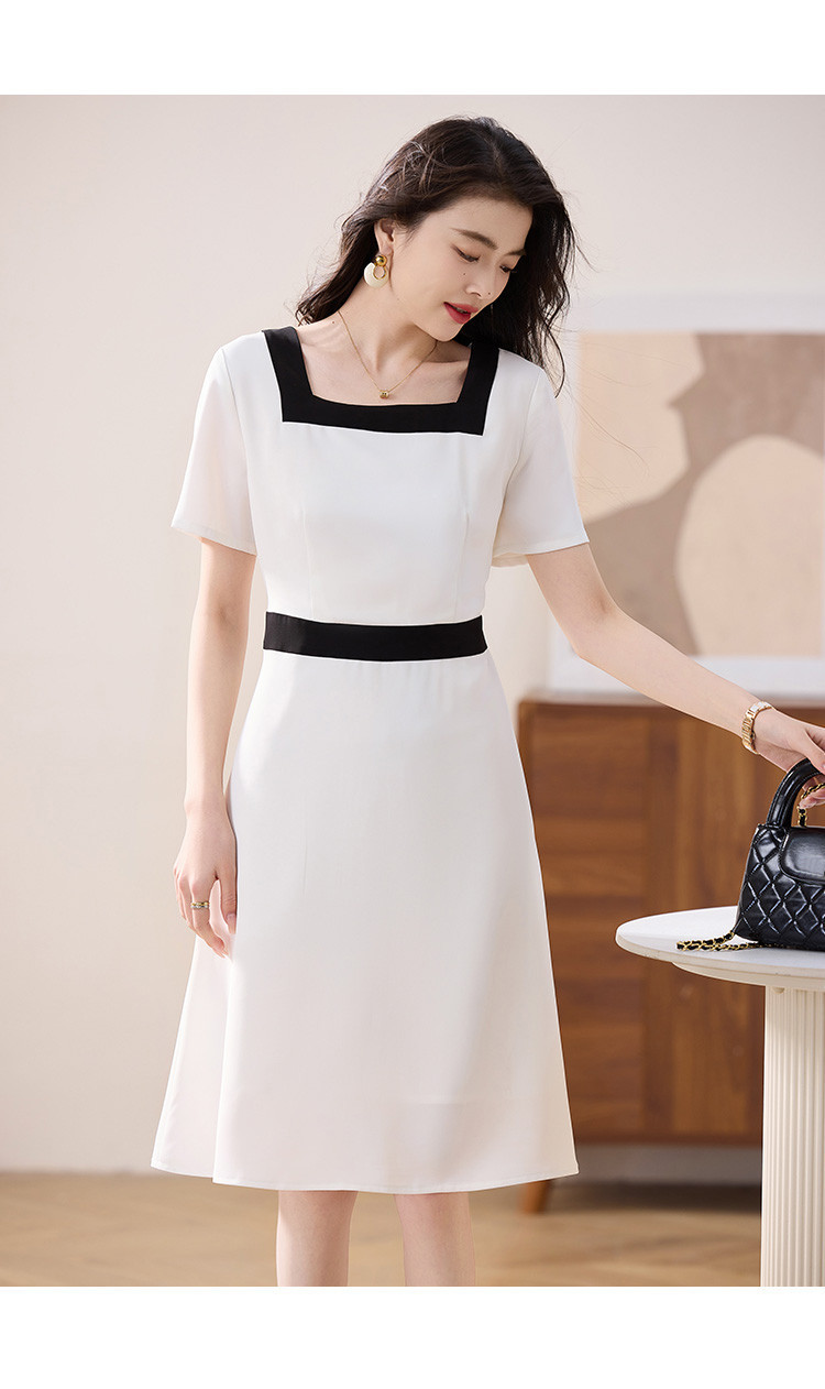 https://fulmo-img-server.com/dresscode-dresscode/7b410fc2-287c-4a77-a7e8-9e7f8706feb8.jpg