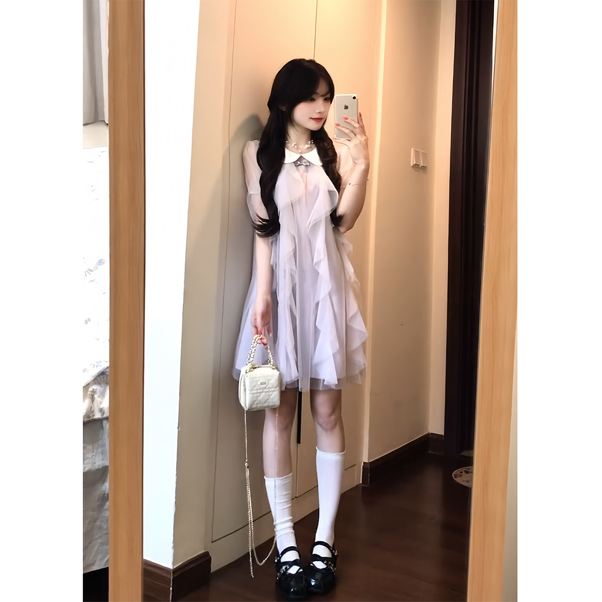 https://fulmo-img-server.com/dresscode-dresscode/7cc400dd-5632-4e32-b125-6551ac547544.jpg