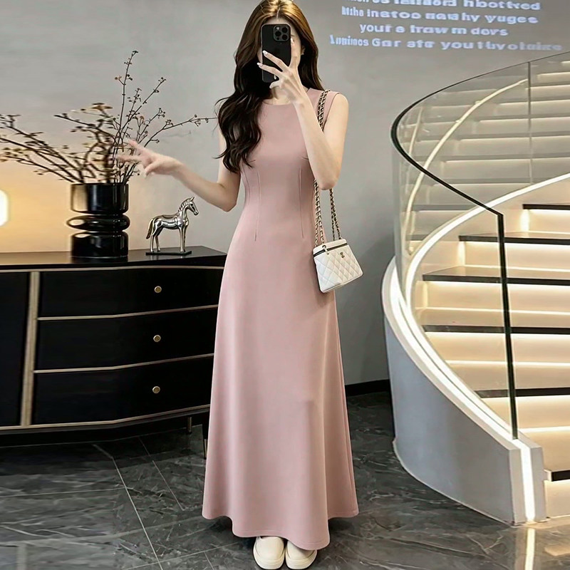 https://fulmo-img-server.com/dresscode-dresscode/7e4f90d4-e8ac-497c-84d3-faae51e55912.jpg