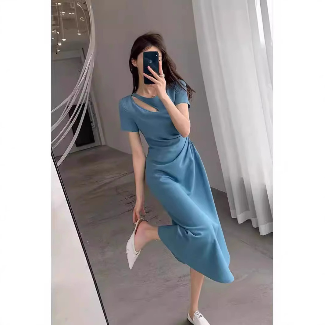 https://fulmo-img-server.com/dresscode-dresscode/7f8af24e-7d8c-4d29-b838-1e49af8c0013.jpg