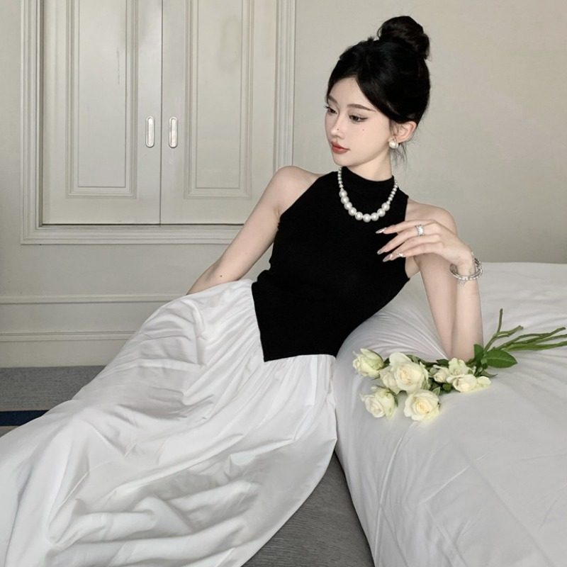 オケージョン ドレス 配色切替ホルターネックフレアワンピース