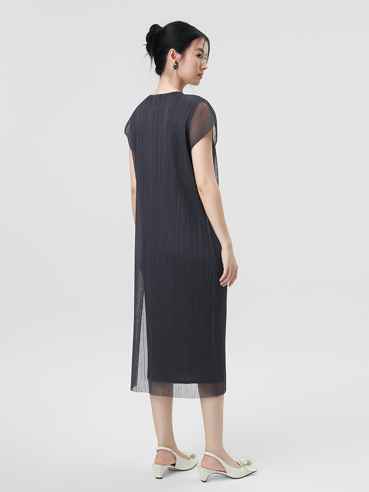 https://fulmo-img-server.com/dresscode-dresscode/815069dc-fb70-4810-bfd4-061d576a9780.jpg