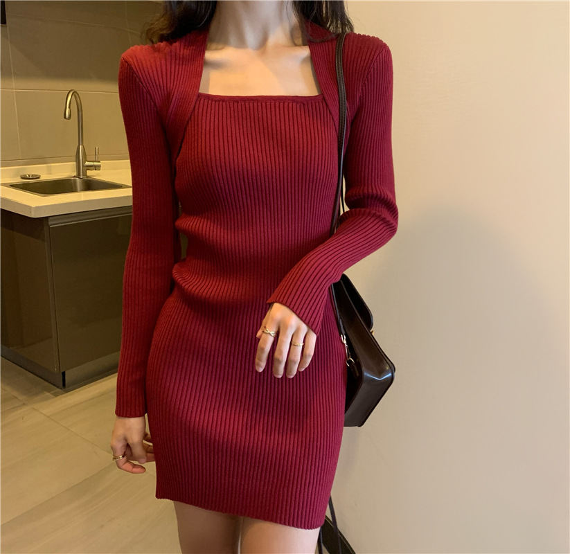 https://fulmo-img-server.com/dresscode-dresscode/81ff7452-6832-4e49-9e5d-9c702989519e.jpg