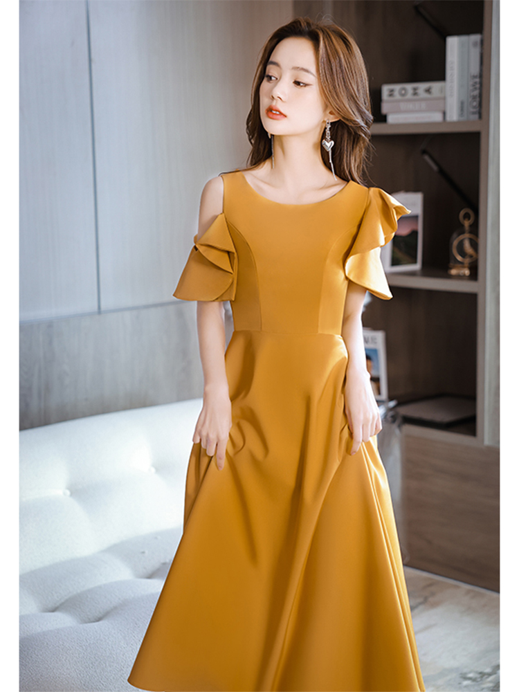 https://fulmo-img-server.com/dresscode-dresscode/842e1f11-231c-4cba-8ac8-156d507262dc.jpg