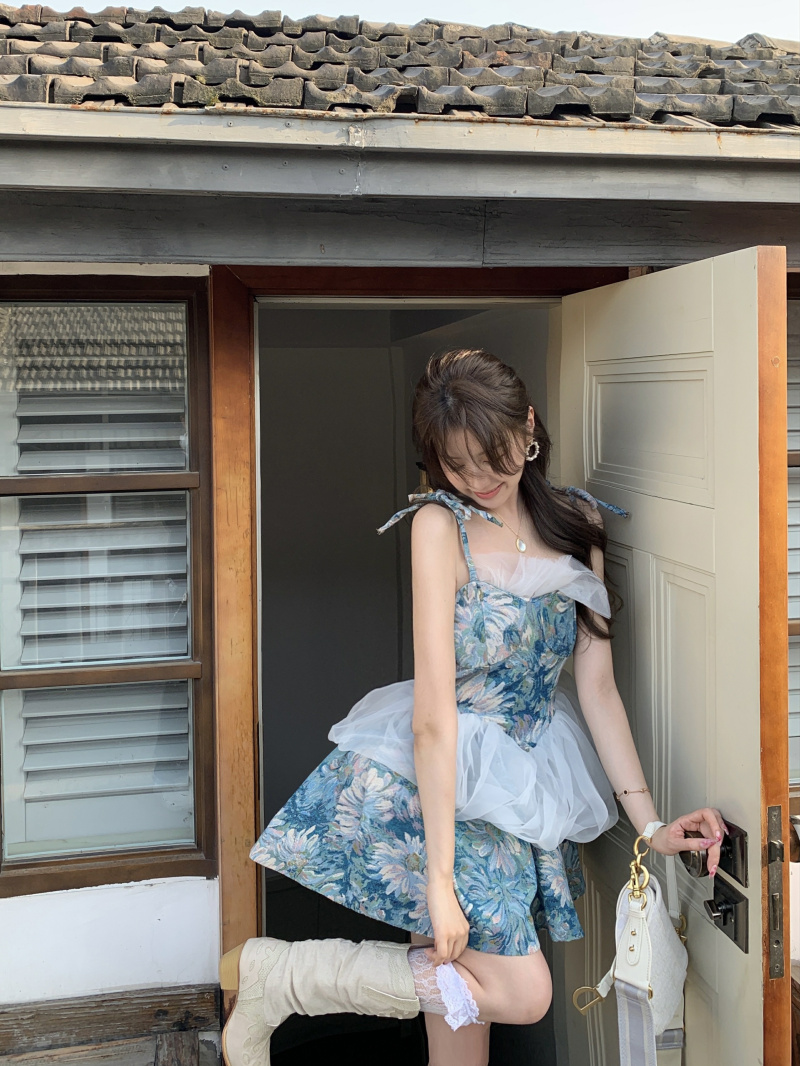 オケージョン ドレス 花柄刺繍チュールペプラムキャミソールドレス