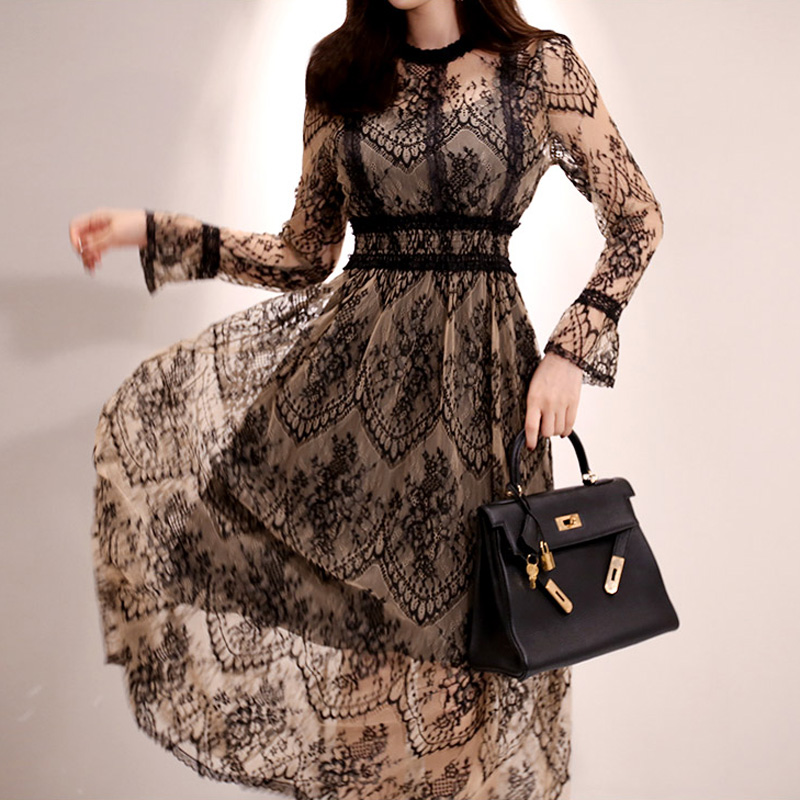 https://fulmo-img-server.com/dresscode-dresscode/859f4ee1-4712-4f8d-ae5d-32288bf97294.jpg