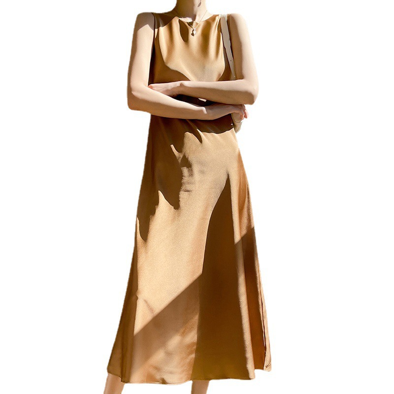 https://fulmo-img-server.com/dresscode-dresscode/86ddd136-4efd-43d7-b7d5-d2f25a49305f.jpg