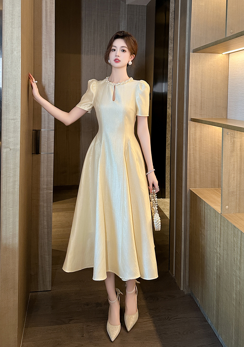 https://fulmo-img-server.com/dresscode-dresscode/90166be9-8452-4568-8f39-414703628b45.jpg