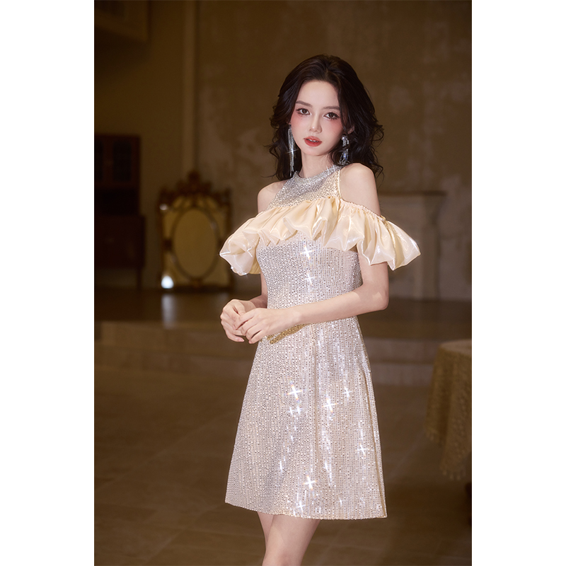 https://fulmo-img-server.com/dresscode-dresscode/90e77e43-ebdd-4ca9-8652-7bbe6715418a.jpg