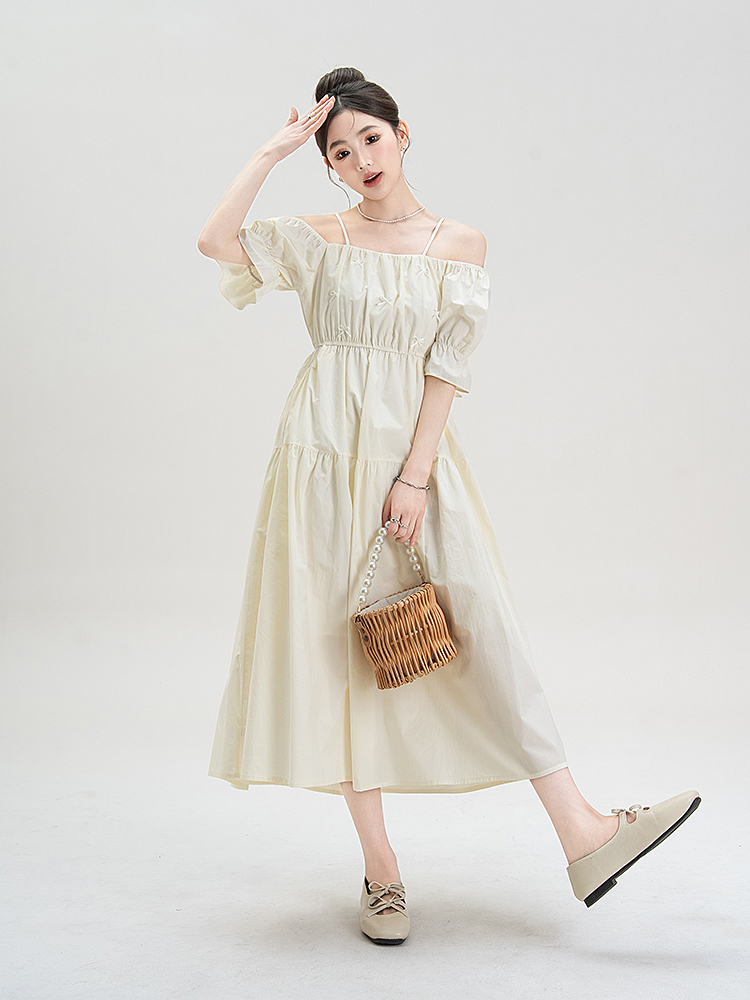 オケージョン　ドレス 優美な佇まい フリルオフショルワンピース