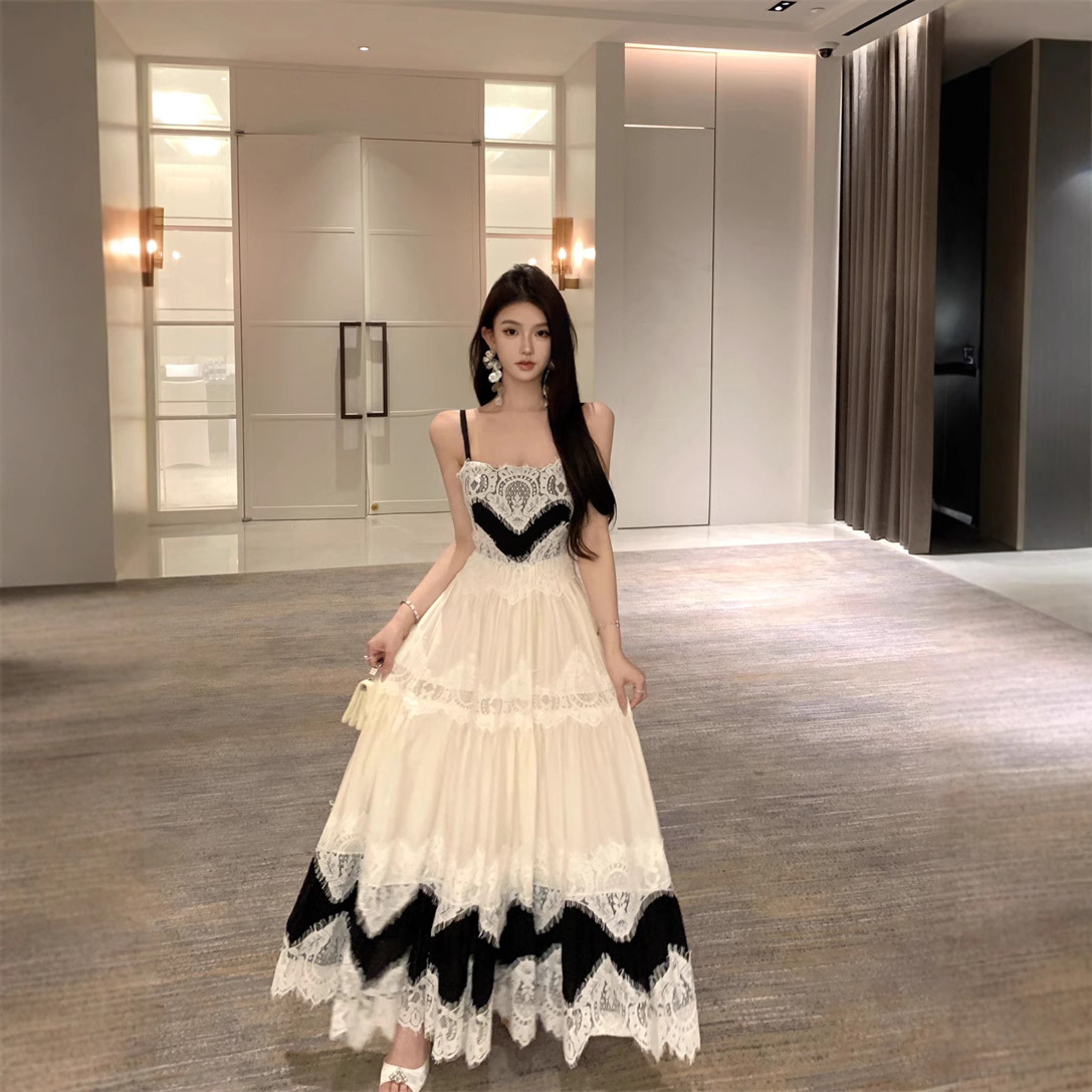 https://fulmo-img-server.com/dresscode-dresscode/92472276-1b10-4b69-a2da-eb96e6222a0a.jpg