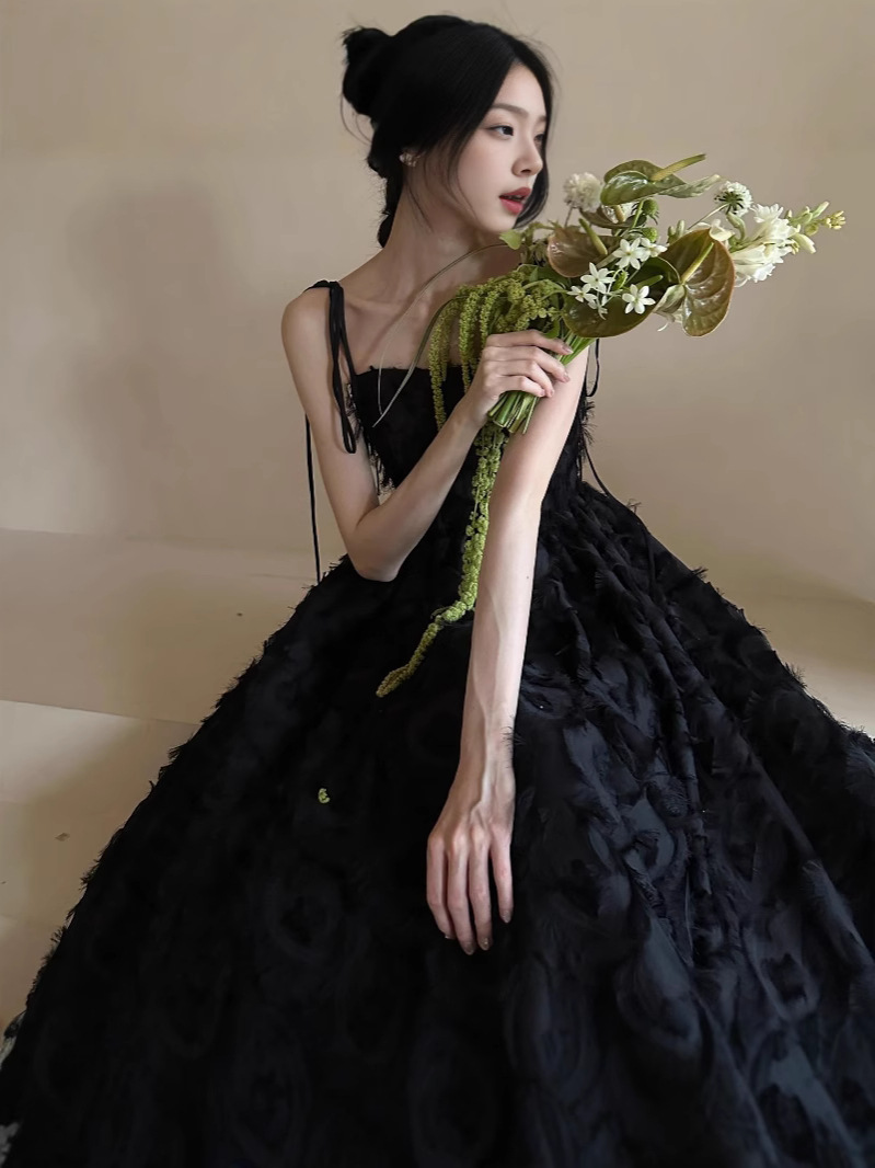 https://fulmo-img-server.com/dresscode-dresscode/9386590a-54a1-4908-81fc-7cf36f307b91.jpg