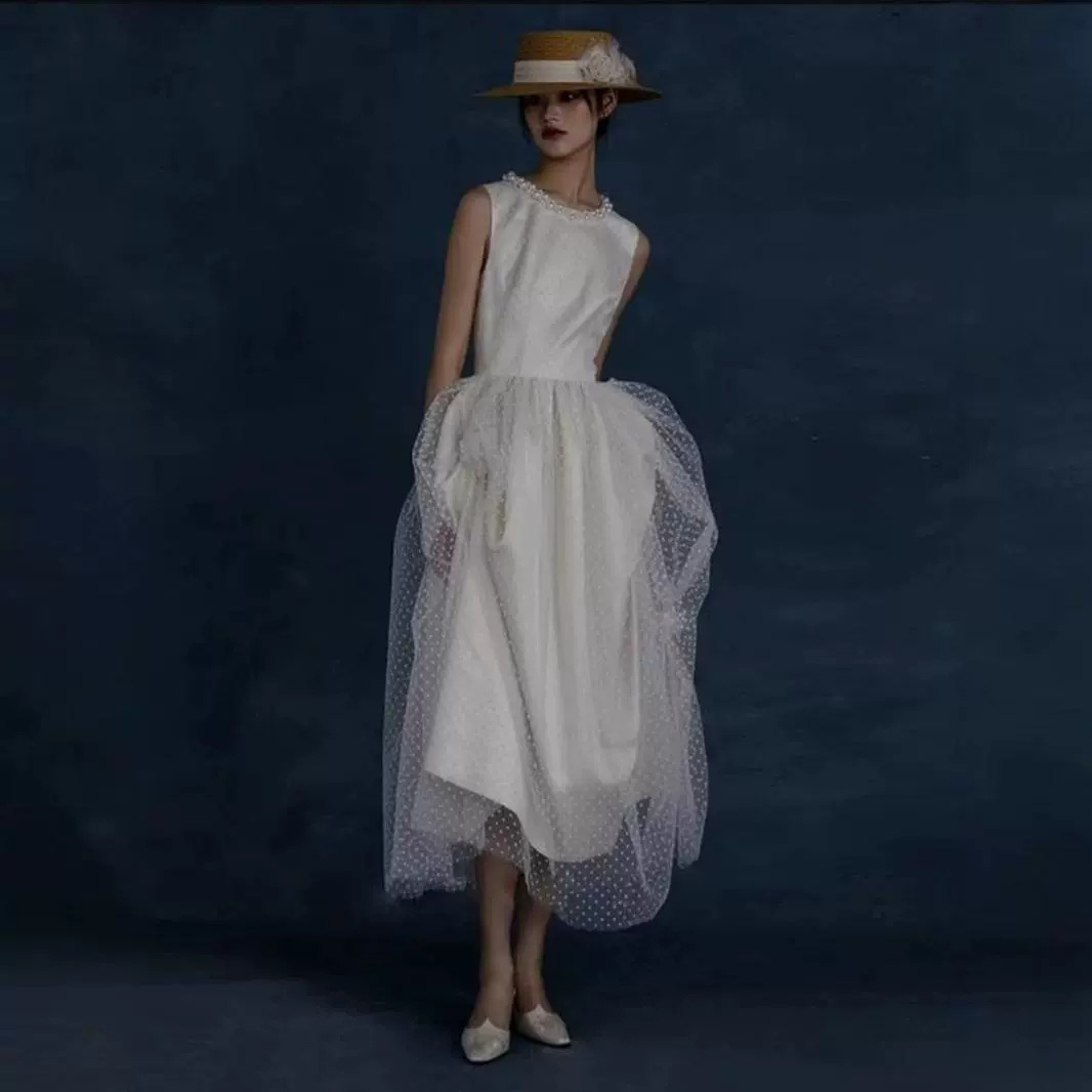 https://fulmo-img-server.com/dresscode-dresscode/97c5a892-4685-4aaa-8276-56ba1169f0bb.jpg