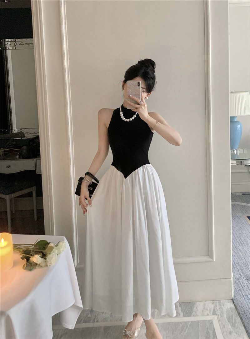 オケージョン ドレス 配色切替ホルターネックフレアワンピース