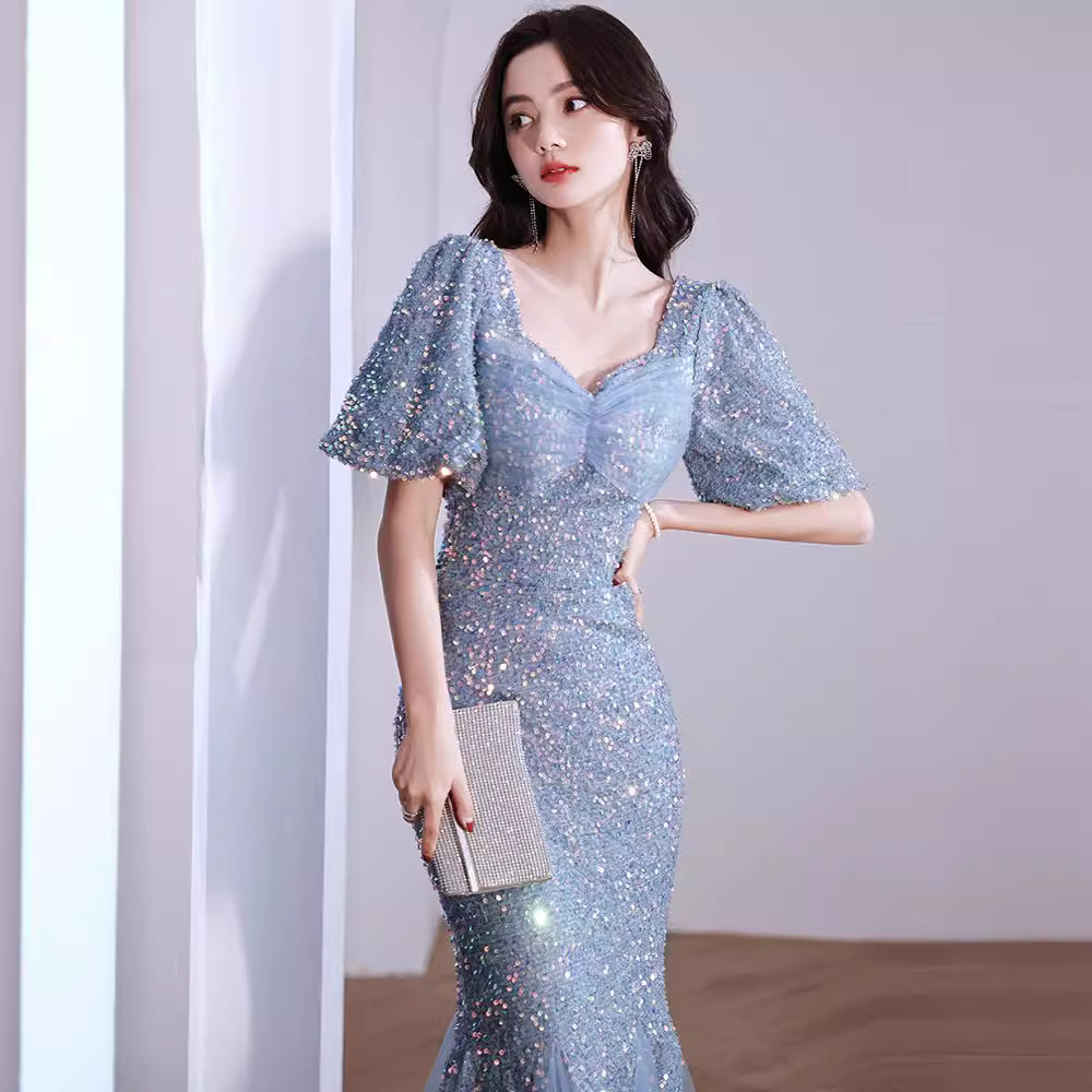 https://fulmo-img-server.com/dresscode-dresscode/9c69787d-b6ad-45cf-8db4-b460d22bd1ae.jpg