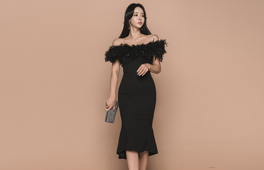 https://fulmo-img-server.com/dresscode-dresscode/9d4d9a19-46d2-4581-ac1e-f236ff195dc7.jpg