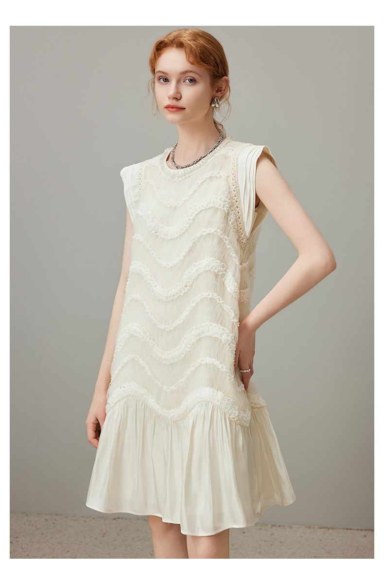 https://fulmo-img-server.com/dresscode-dresscode/9daec0bf-ec4c-4170-a6ed-37bf7c090f69.jpg