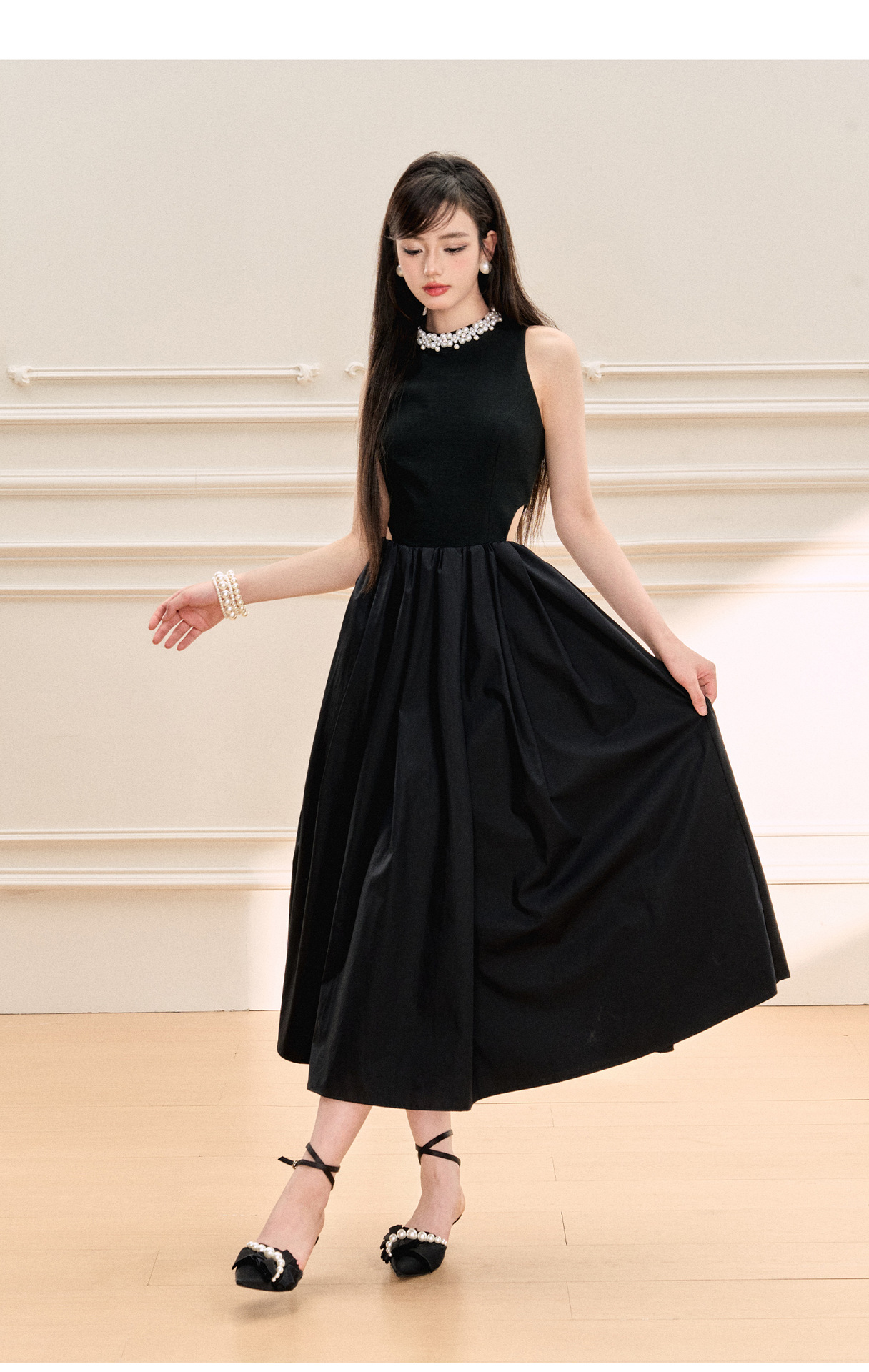https://fulmo-img-server.com/dresscode-dresscode/9ec378c8-7576-420b-8383-4cb70052fd0d.jpg
