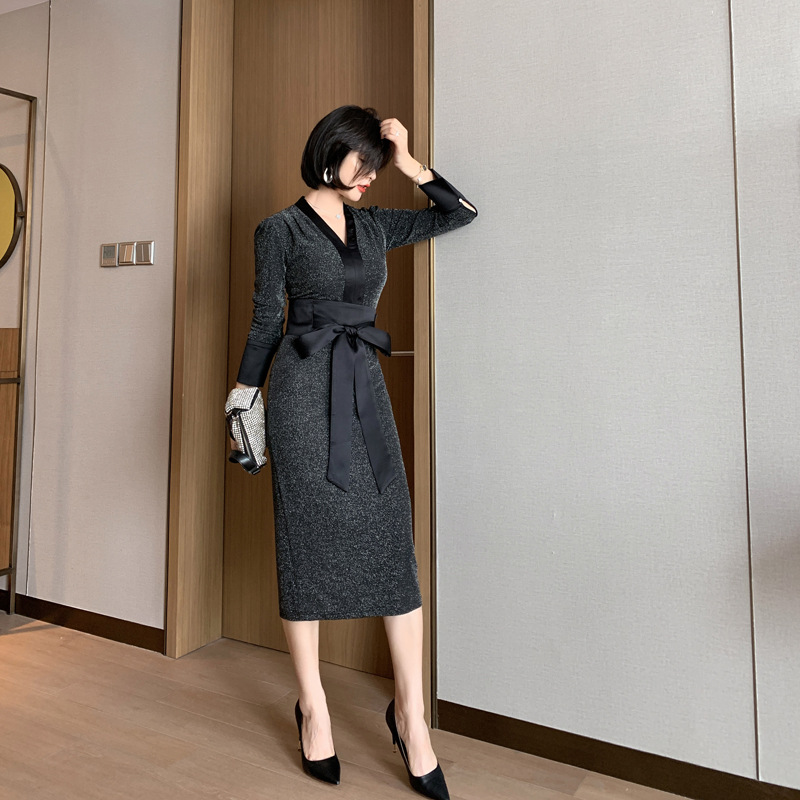 オケージョン ドレス きらめく光沢素材のウエストリボンタイトワンピース