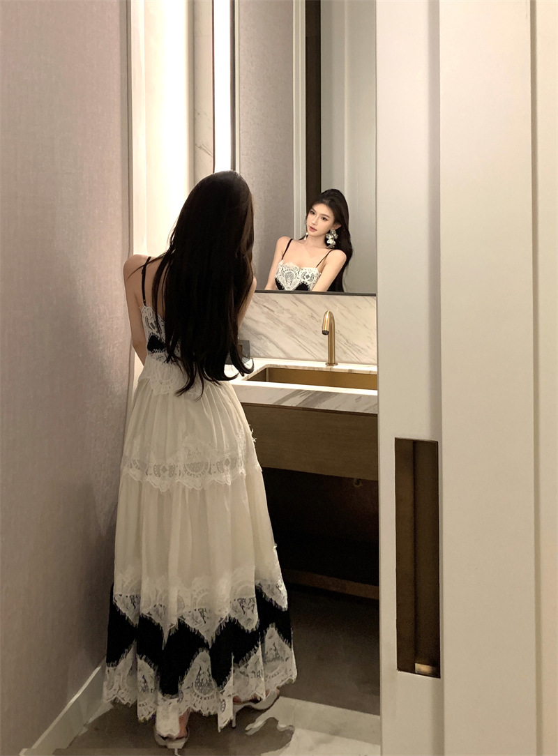 https://fulmo-img-server.com/dresscode-dresscode/a1bd7464-15c6-442a-9ee7-5084546e4309.jpg
