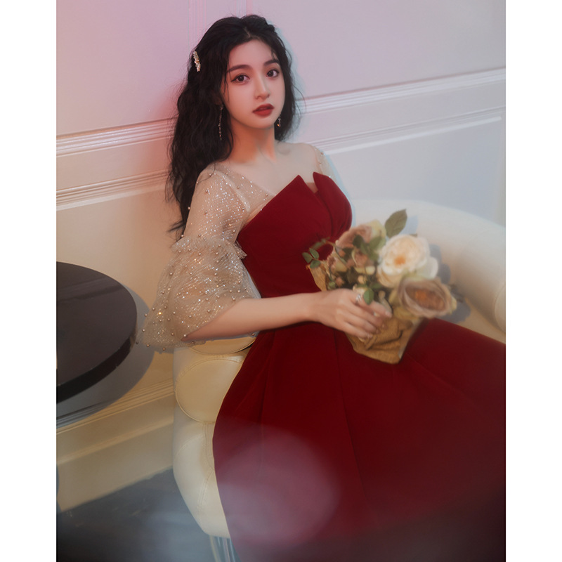 https://fulmo-img-server.com/dresscode-dresscode/a2b44091-60a9-4d1a-96c9-0ea5f6a328fa.jpg