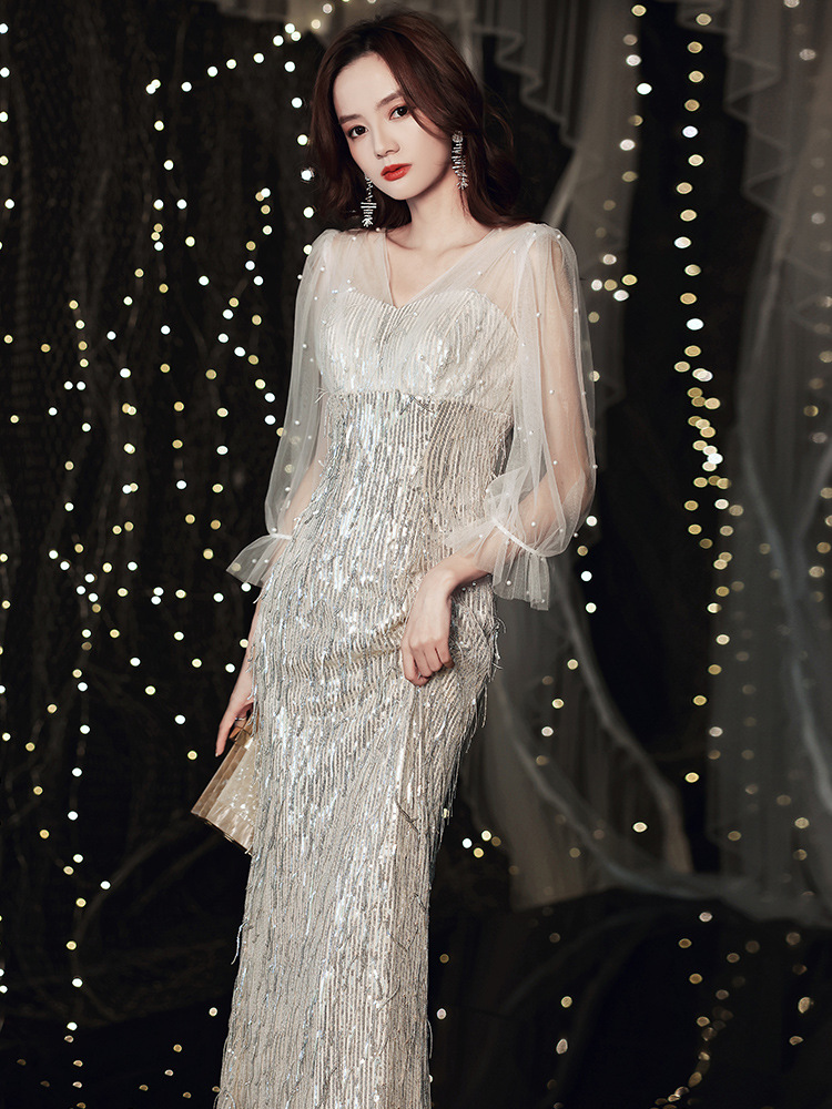 https://fulmo-img-server.com/dresscode-dresscode/a3daa9ca-732f-4545-9e49-29c2c7d27439.jpg