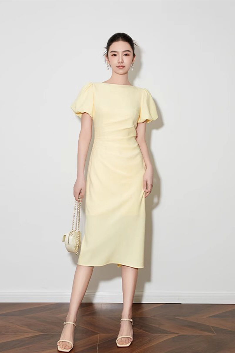 https://fulmo-img-server.com/dresscode-dresscode/a40816ac-f32b-4046-bfe5-b77962ccf06a.jpg