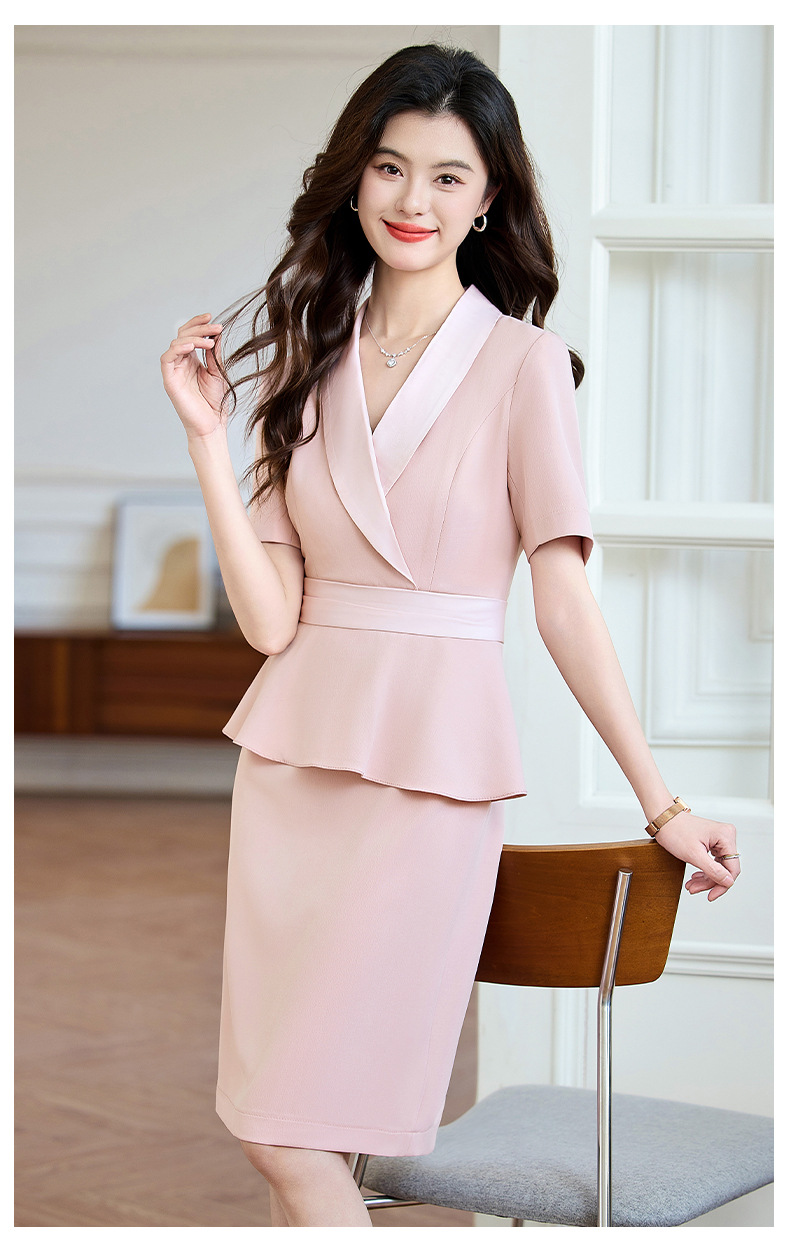 https://fulmo-img-server.com/dresscode-dresscode/a6bbc6e0-88ab-4f63-8dee-15592cf99da5.jpg