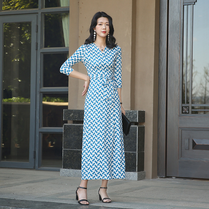 https://fulmo-img-server.com/dresscode-dresscode/a8dba511-f312-4ae8-860c-c9d7645bc9f8.jpg